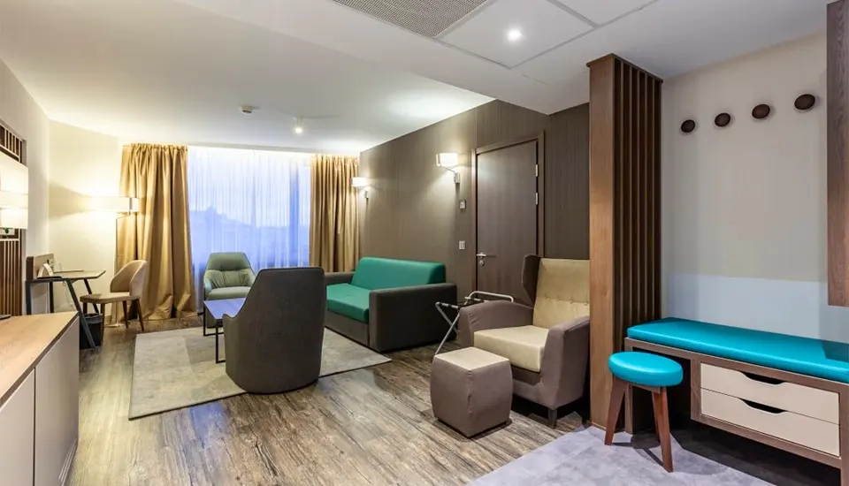 هتل هالیدی این مسکو سوکولنیکی مسکو